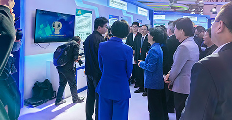 第十二屆APEC中小企業(yè)技術(shù)交流暨展覽會(huì)盛大開幕，工信部副部長(zhǎng)徐曉蘭到和普威視展廳巡館指導(dǎo)